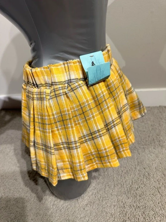 Yellow Plaid Pleated Mini Skirt - Picture 3 of 4